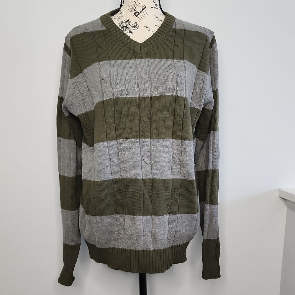 Oscar de la Renta Men's V-Neck Sweater in Olive and Gray Size Small